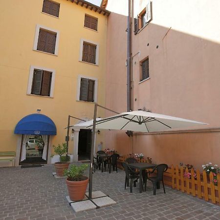 Il Cavallino Fossombrone Eksteriør billede