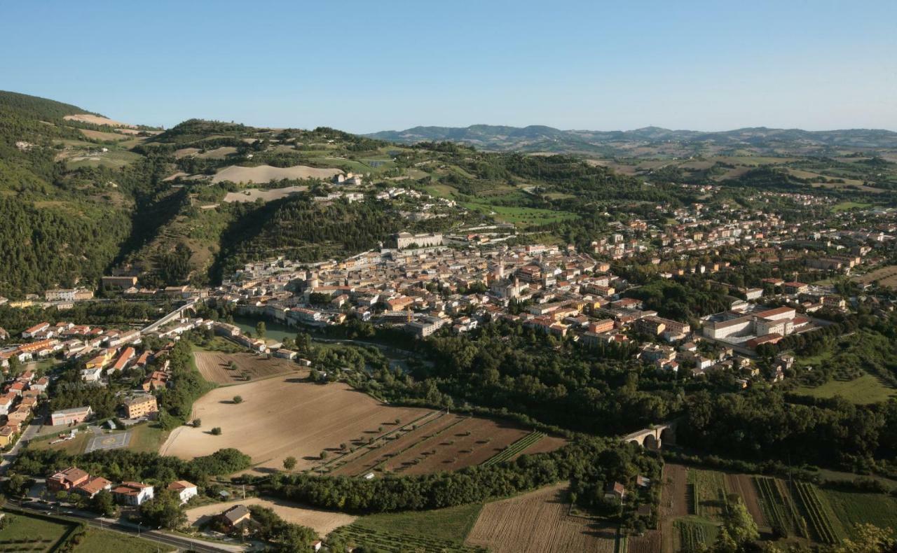 Il Cavallino Fossombrone Eksteriør billede